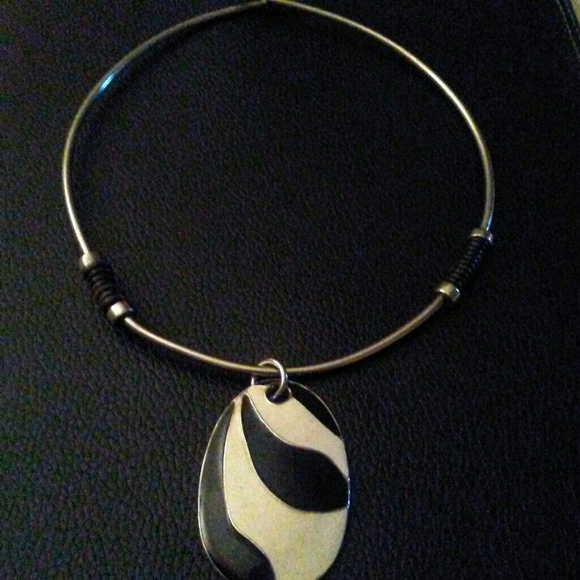 Vintage. 70s Wire Enamel Choker - Picture 1 of 4